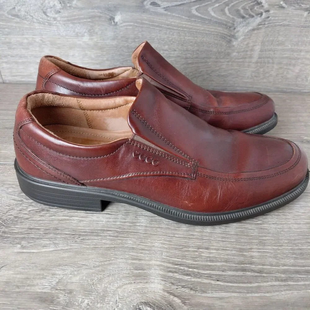 ECCO Helsinki 2 Shoes Mens 9-9.5 EU 43 Brown Leather Apron Toe Slip On Loafers